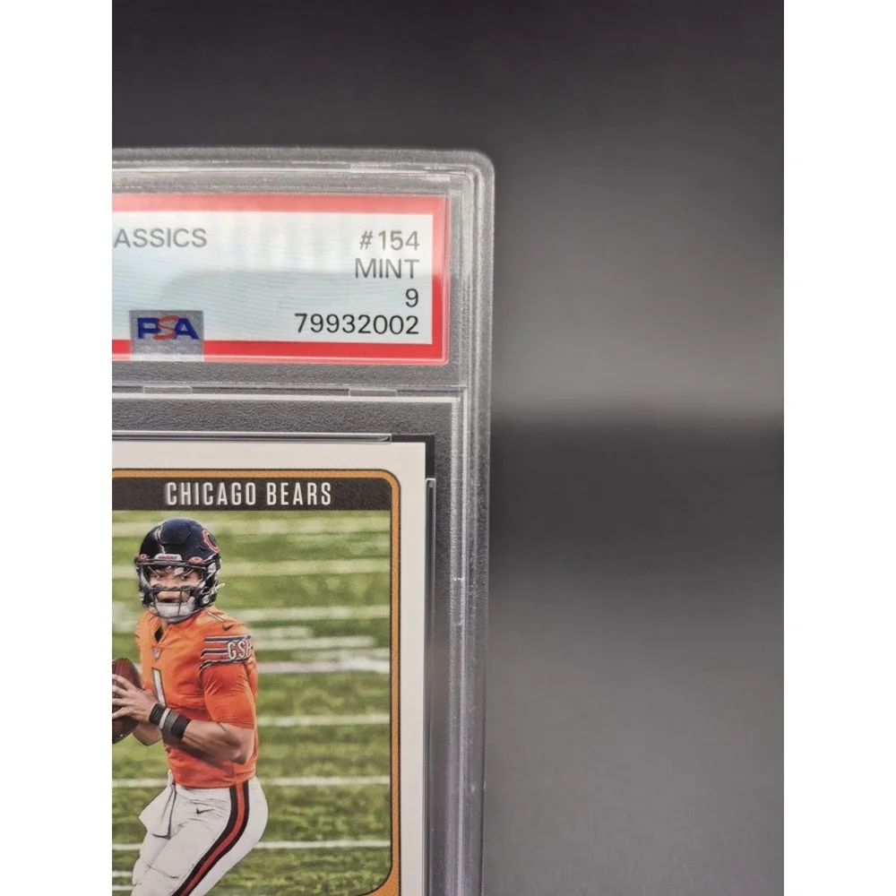 2021 Panini Classics Justin Fields #154 Rookie‎ Blue Back /75 PSA 9  Jets Bears